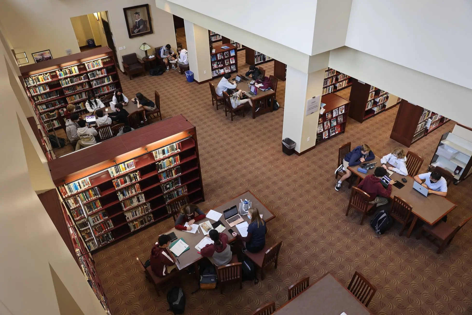 Biblioteca de Bishop's School