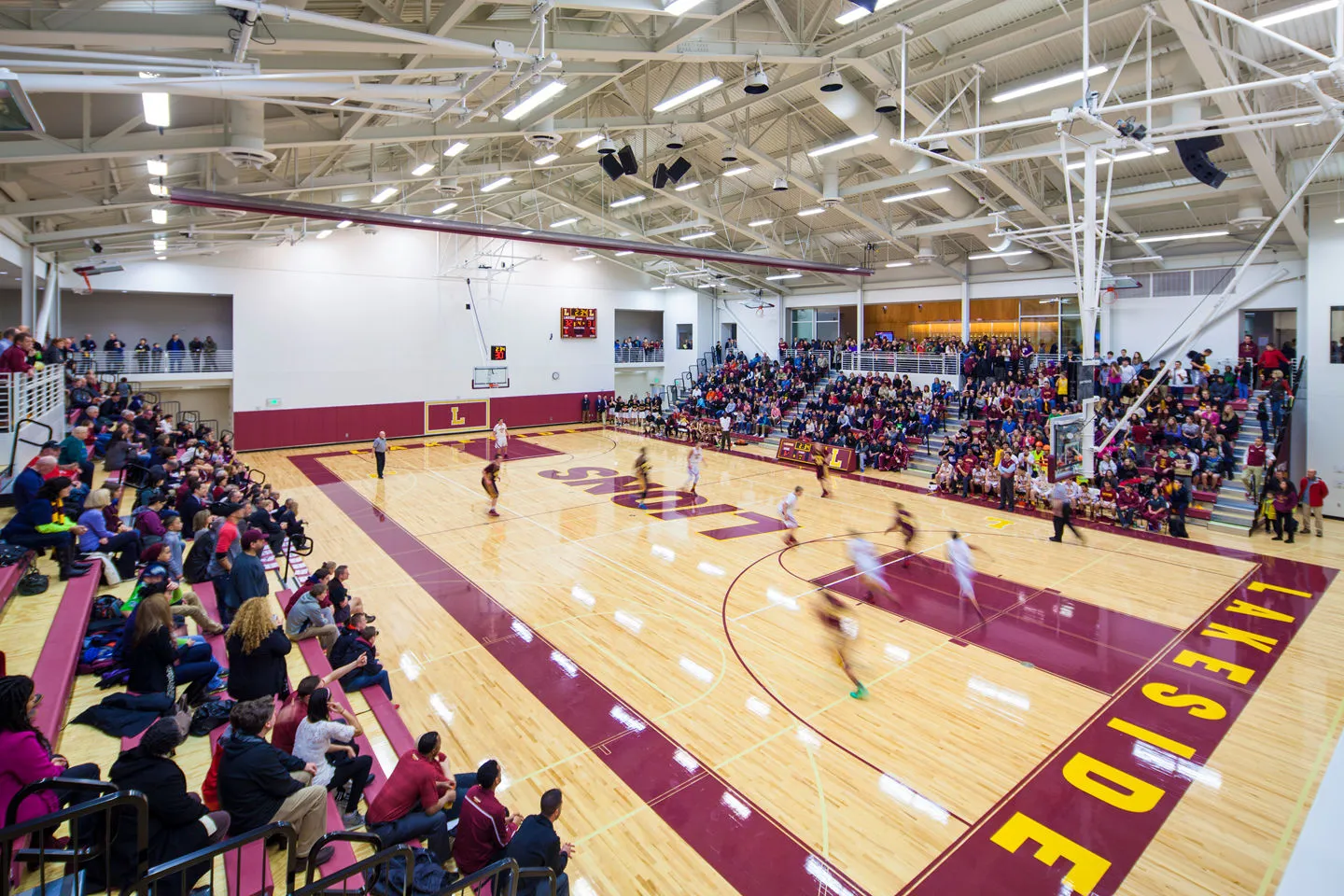Gimnasio de Lakeside Shcool