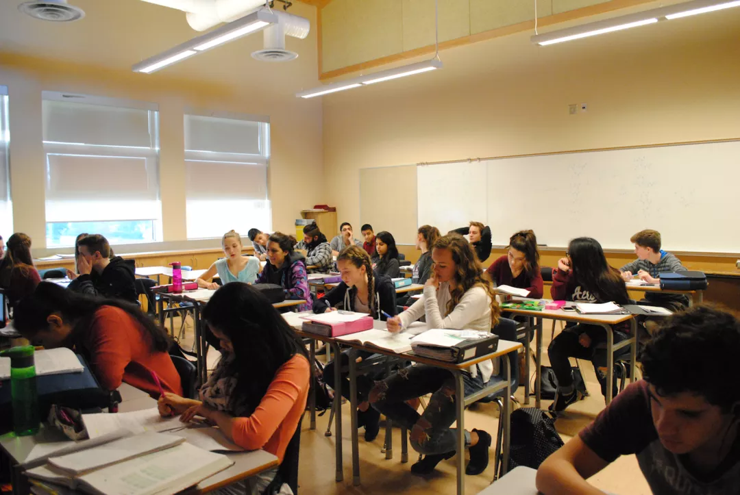 Salon de clases de una escuela de Abbotsford School District