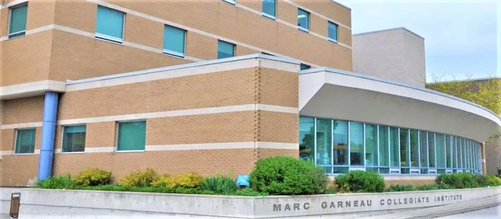 Edificio de Marc Garneau Collegiate Institute