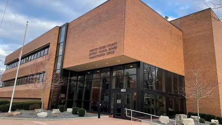 Exteriores de Greater Essex County District School Board